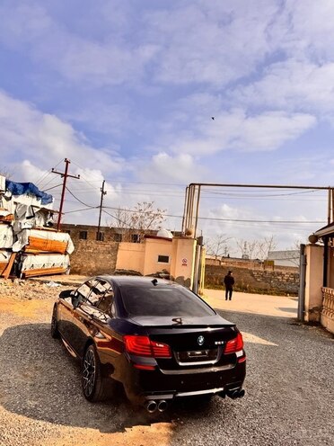 BMW 528 2014, 180,000 km - 2.0 l - Bakı