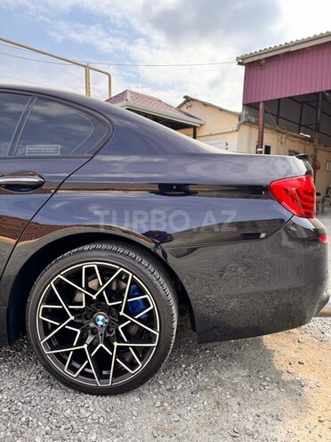 BMW 528 2014, 180,000 km - 2.0 l - Bakı