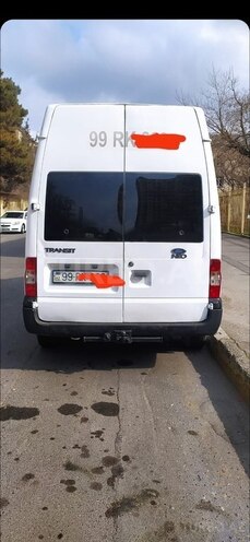 Ford Transit-7