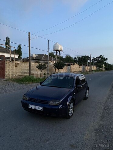 Volkswagen Golf 2003, 320,000 km - 2.0 l - Xaçmaz