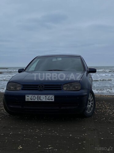 Volkswagen Golf 2003, 320,000 km - 2.0 l - Xaçmaz