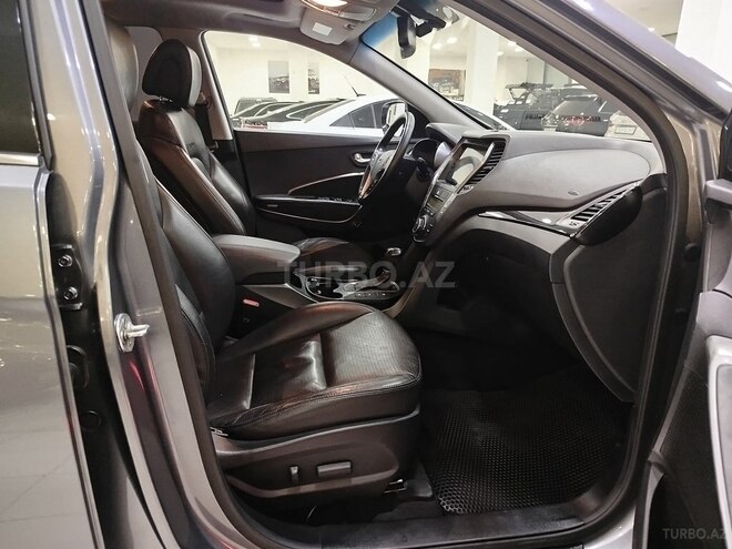 Hyundai Santa Fe-16