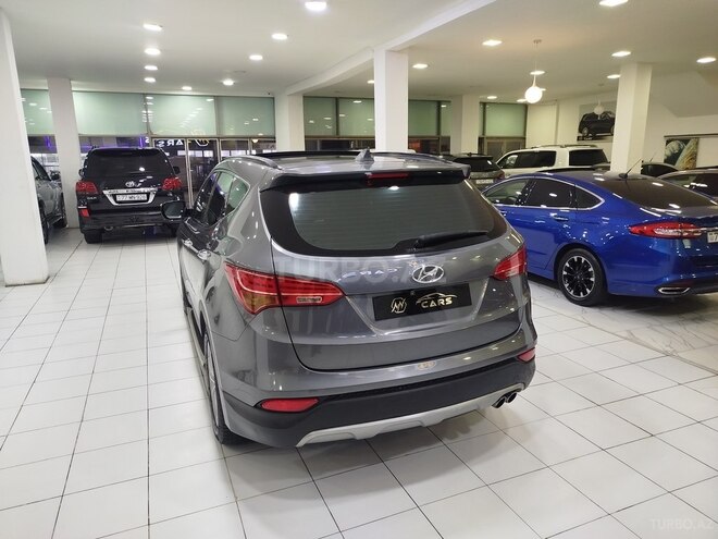 Hyundai Santa Fe-4