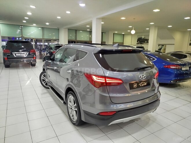 Hyundai Santa Fe-11