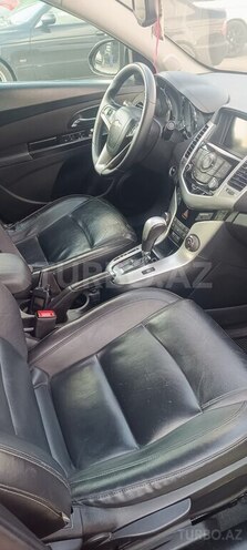 Chevrolet Cruze-11