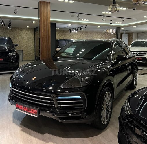 Porsche Cayenne-4