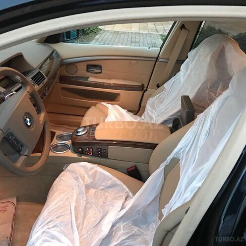 BMW 745 2002, 2,900 km - 4.4 l - Bakı