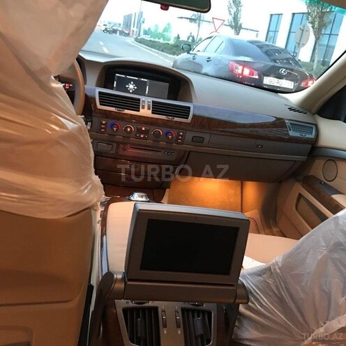 BMW 745 2002, 2,900 km - 4.4 l - Bakı