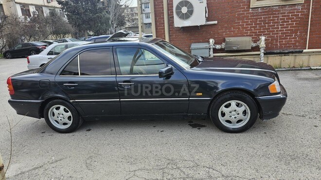 Mercedes C 220 1996, 356,000 km - 2.2 л - Bakı