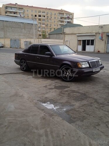 Mercedes E 220 1994, 593,283 km - 2.2 л - Bakı