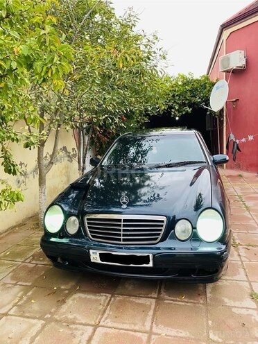 Mercedes E 220 d 2001, 500,000 km - 2.2 l - Bakı