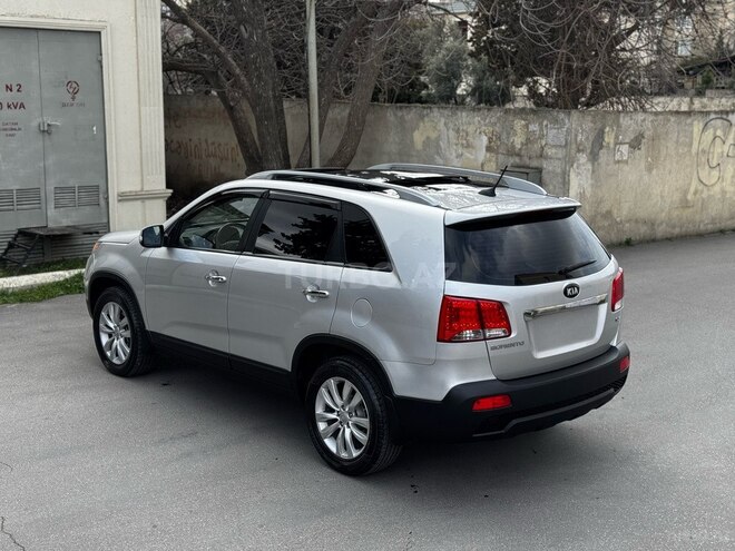 Kia Sorento 2011, 233,834 km - 2.0 l - Bakı