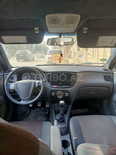 Kia Rio 2006, 315,000 km - 1.5 l - Salyan