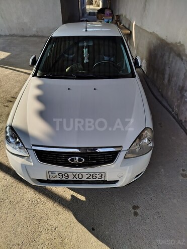 LADA (VAZ) Priora-1