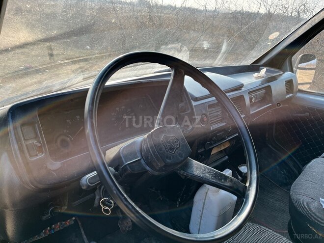 GAZ 330232-744 1998, 200,000 km - 2.4 л - Bərdə