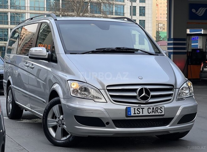 Mercedes Viano-4