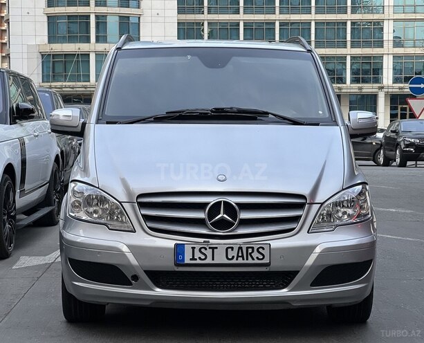 Mercedes Viano-1