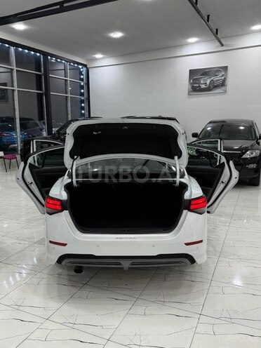 Nissan Sentra 2022, 94,951 km - 1.6 l - Sumqayıt