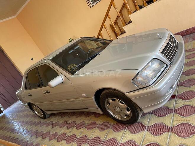 Mercedes C 180 1994, 172,456 km - 1.8 l - Gəncə