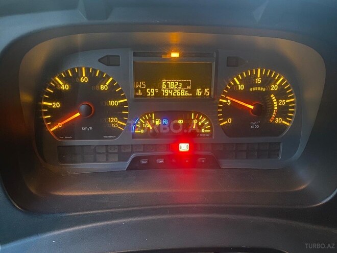 Mercedes Axor 2533 2011, 795,000 km - 7.0 l - Bakı