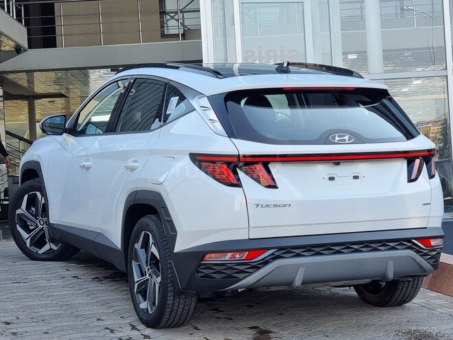 Hyundai Tucson 2023, 6,796 km - 2.0 л - Bakı