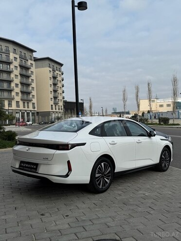 Changan Qiyuan A05 2024, 0 km - 1.5 л - Bakı