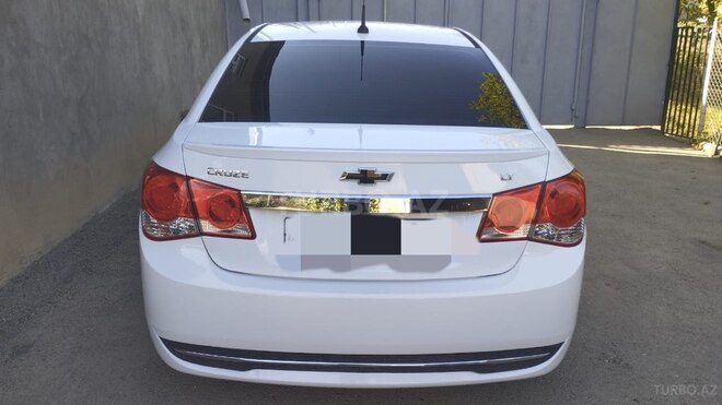 Chevrolet Cruze 2011, 240,000 km - 1.4 l - Qusar