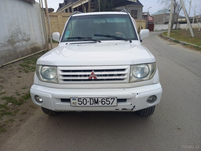 Mitsubishi Pajero io 2000, 320,000 km - 1.8 l - Şirvan