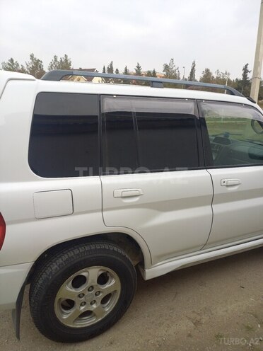 Mitsubishi Pajero io 2000, 320,000 km - 1.8 l - Şirvan