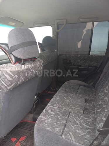 Mitsubishi Pajero io 2000, 320,000 km - 1.8 l - Şirvan