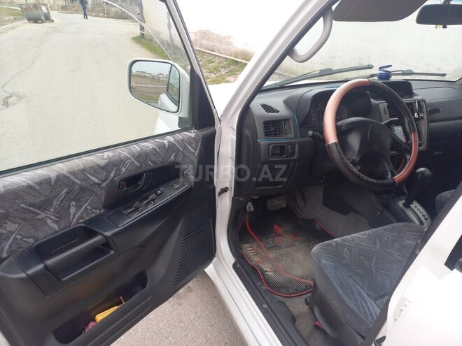 Mitsubishi Pajero io 2000, 320,000 km - 1.8 l - Şirvan