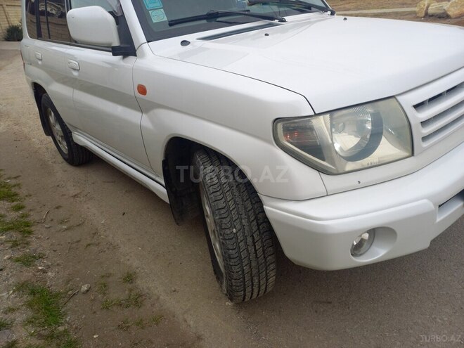 Mitsubishi Pajero io 2000, 320,000 km - 1.8 l - Şirvan
