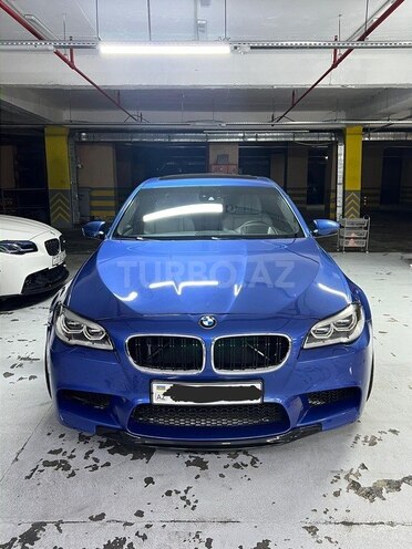 BMW M5 2011, 160,000 km - 4.4 л - Bakı