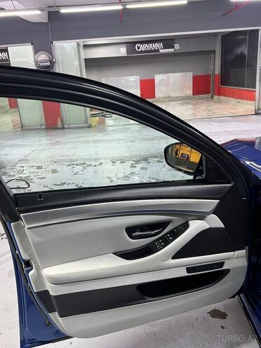 BMW M5 2011, 160,000 km - 4.4 л - Bakı