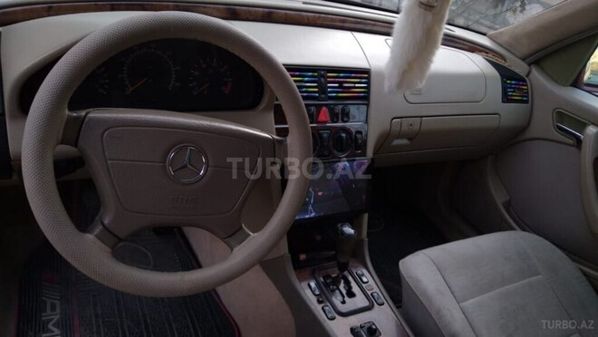 Mercedes C 200 2000, 250,000 km - 2.0 l - Ağdaş