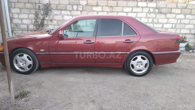 Mercedes C 200 2000, 250,000 km - 2.0 l - Ağdaş