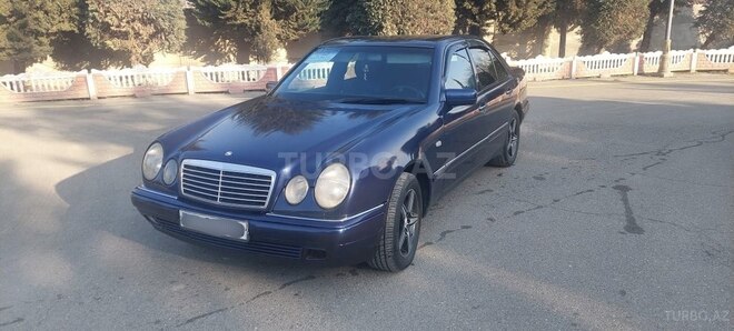 Mercedes E 240 1997, 472,173 km - 2.4 l - Füzuli