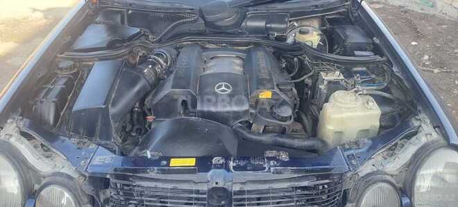Mercedes E 240 1997, 472,173 km - 2.4 l - Füzuli