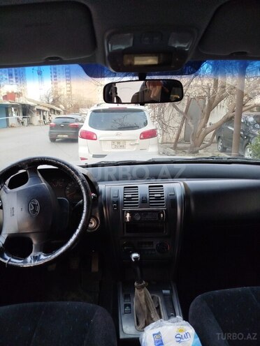 Hyundai Terracan 2003, 228,000 km - 2.9 l - Bakı