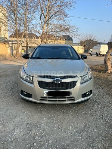 Chevrolet Cruze-1