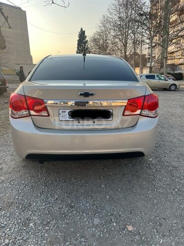 Chevrolet Cruze-2