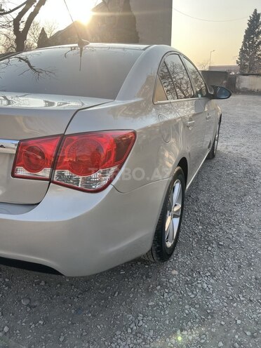 Chevrolet Cruze-6