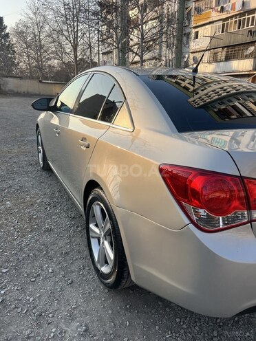 Chevrolet Cruze-5
