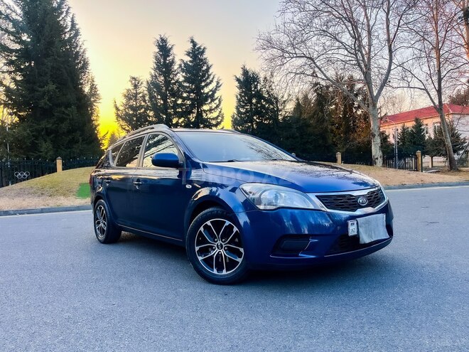 Kia Ceed 2010, 330,000 km - 1.6 л - Mingəçevir