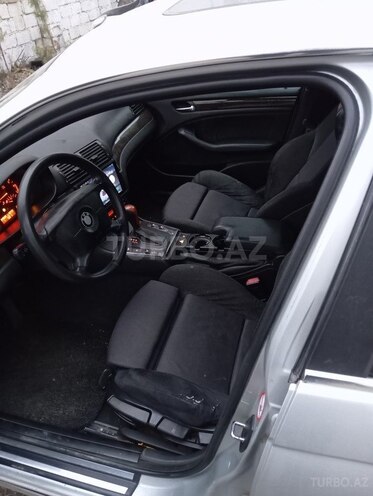 BMW 325 2001, 325,000 km - 2.5 l - Quba