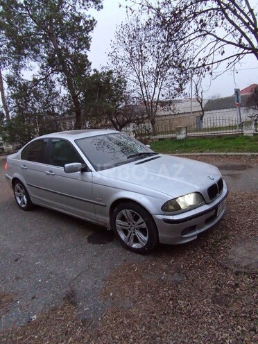 BMW 325 2001, 325,000 km - 2.5 l - Quba