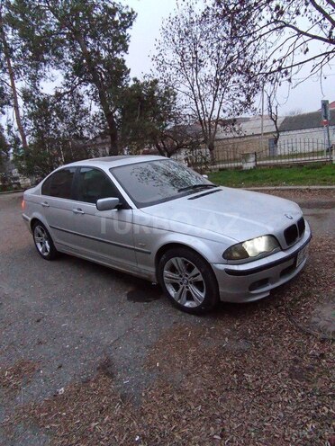 BMW 325 2001, 325,000 km - 2.5 l - Quba
