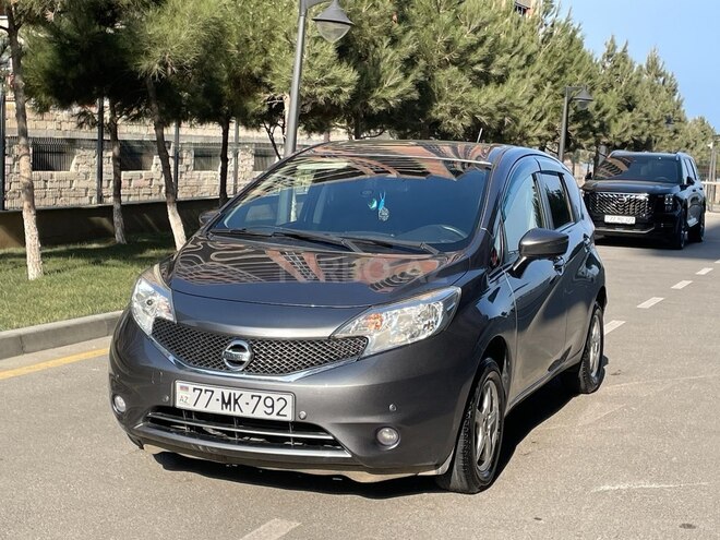 Nissan Note-1