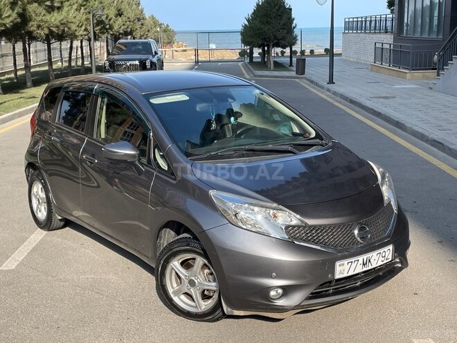 Nissan Note-8