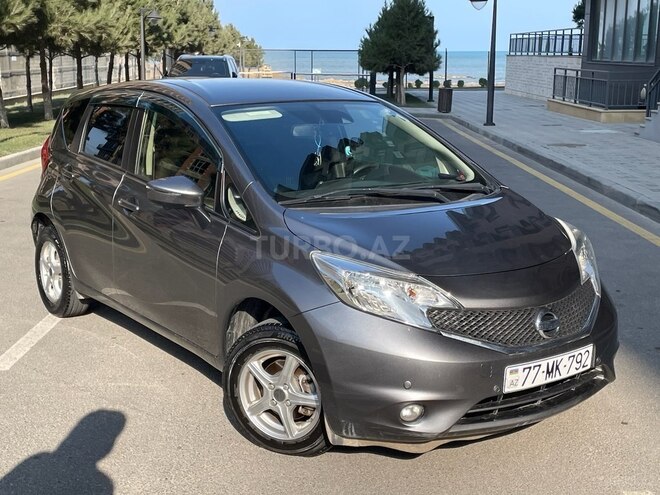 Nissan Note-7